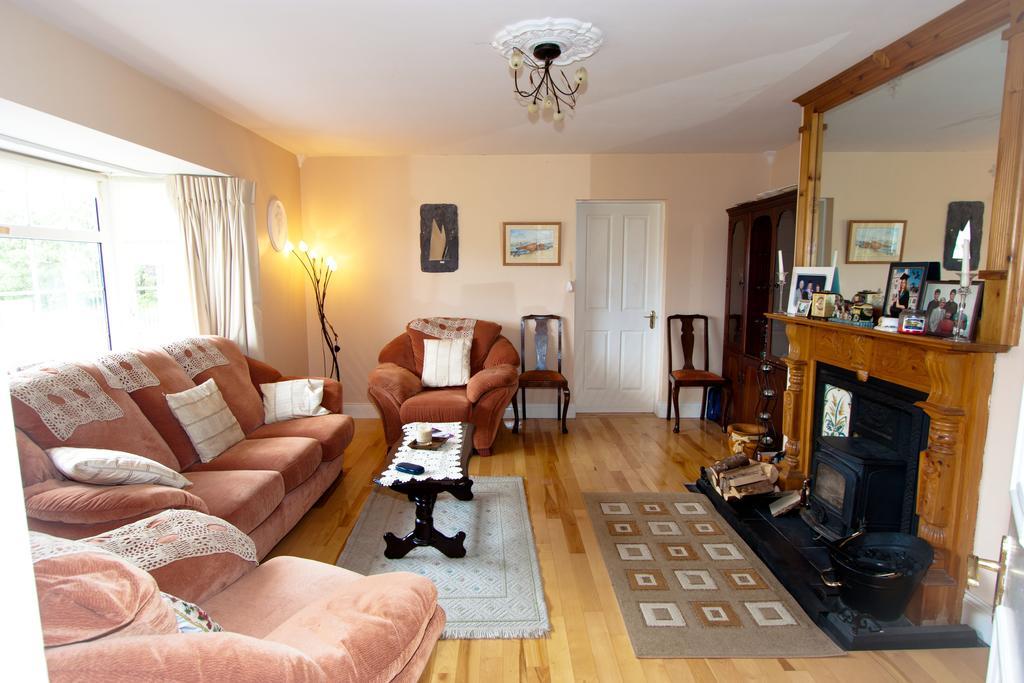 Strand'S End House Rooms Only, No Breakfast Served Cahersiveen Eksteriør billede
