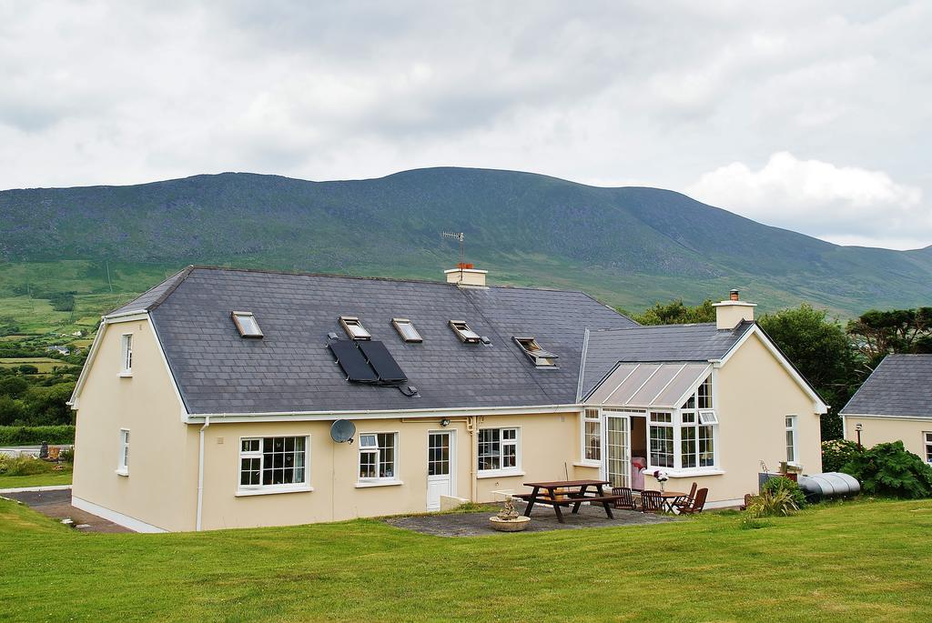 Strand'S End House Rooms Only, No Breakfast Served Cahersiveen Eksteriør billede