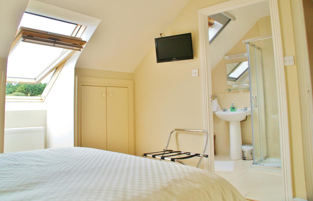 Strand'S End House Rooms Only, No Breakfast Served Cahersiveen Eksteriør billede